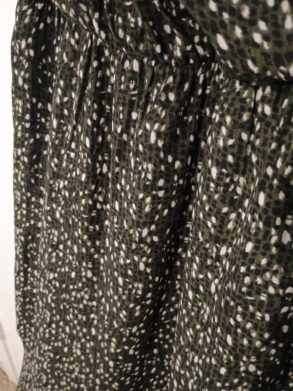 Mossimo Olive Green Abstract Print Faux Wrap Flutter Sleeve Dress M - Picture 7 of 10